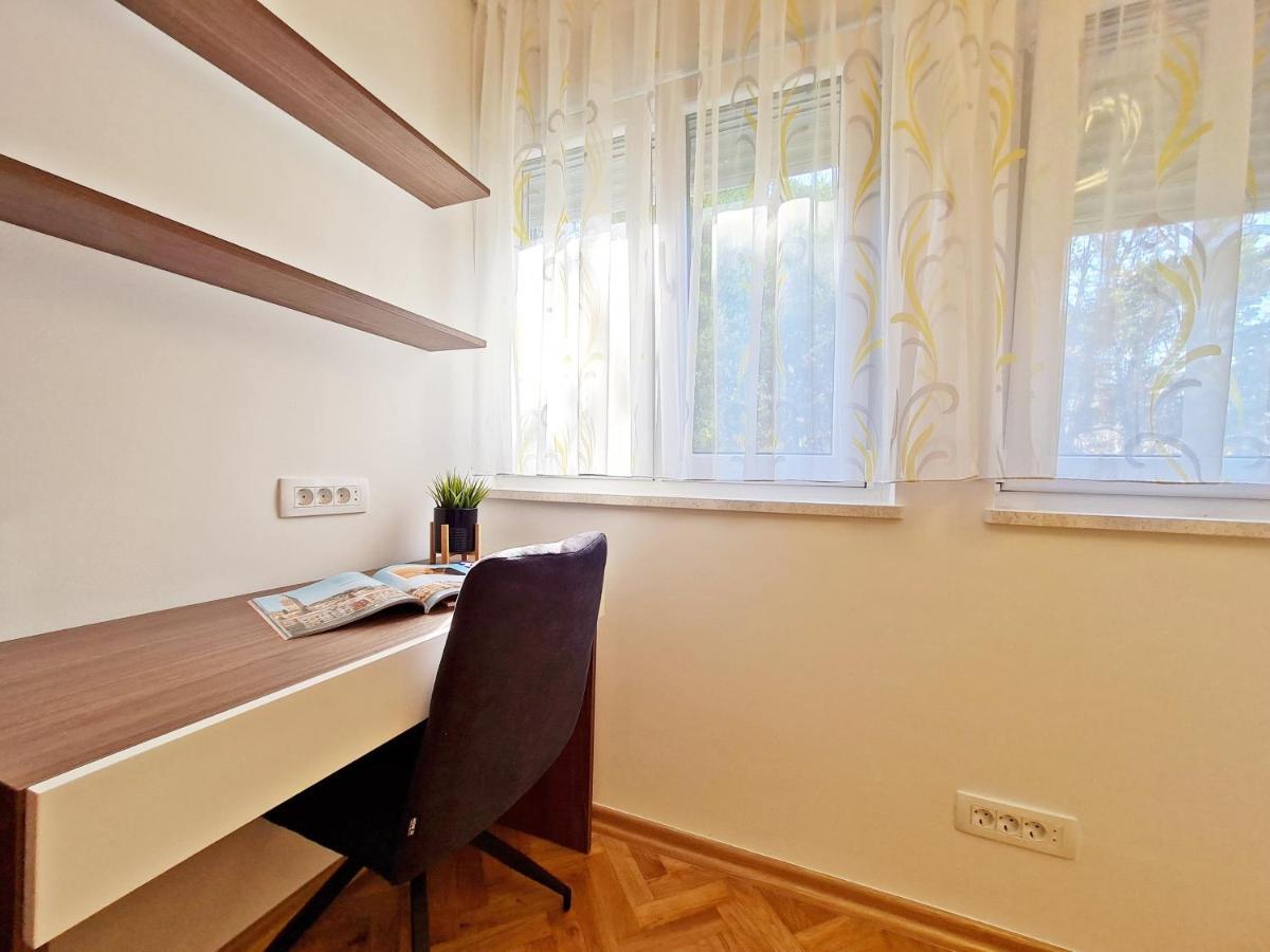 Split City Apartment Rosemary Екстериор снимка