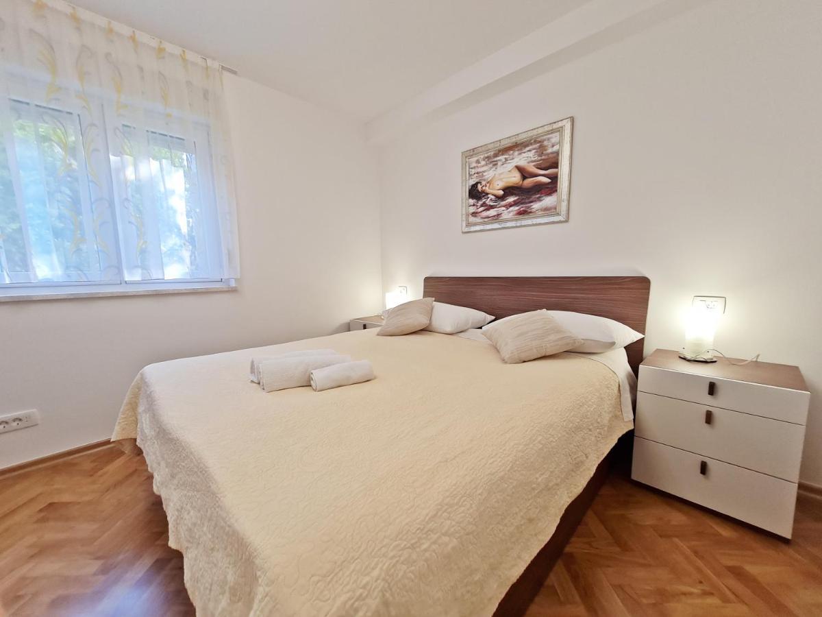 Split City Apartment Rosemary Екстериор снимка