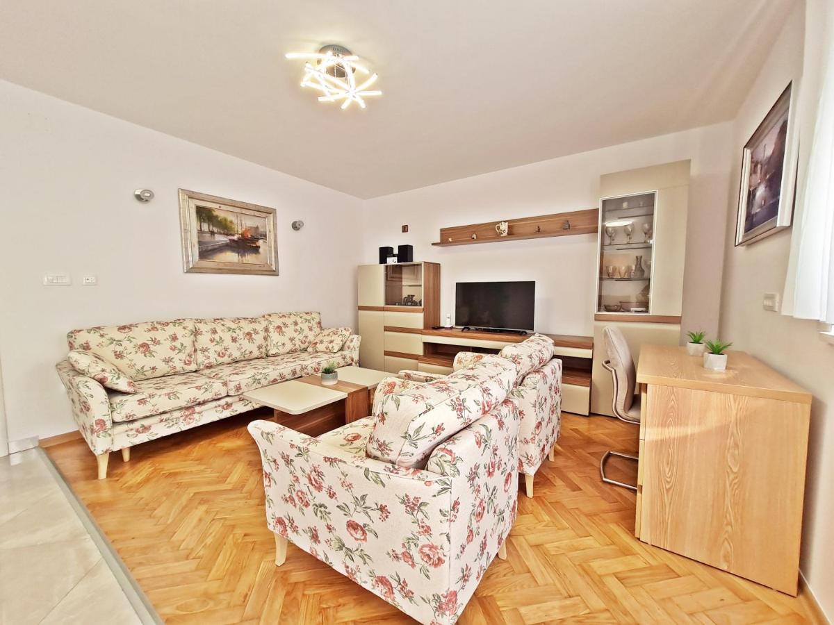 Split City Apartment Rosemary Екстериор снимка