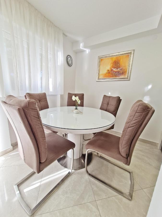 Split City Apartment Rosemary Екстериор снимка